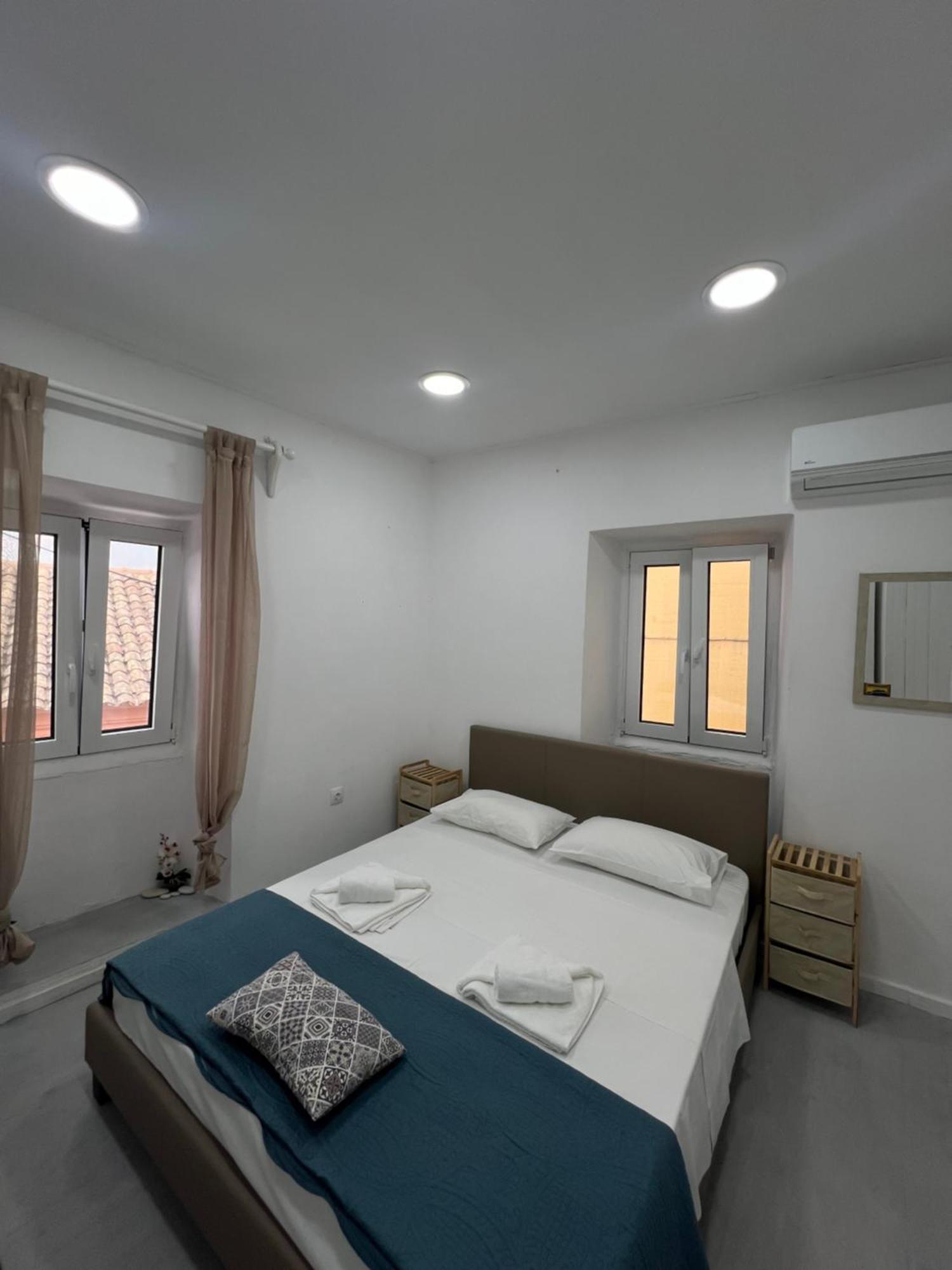 Tolos Budget Rooms Loggos Longos  Phòng bức ảnh