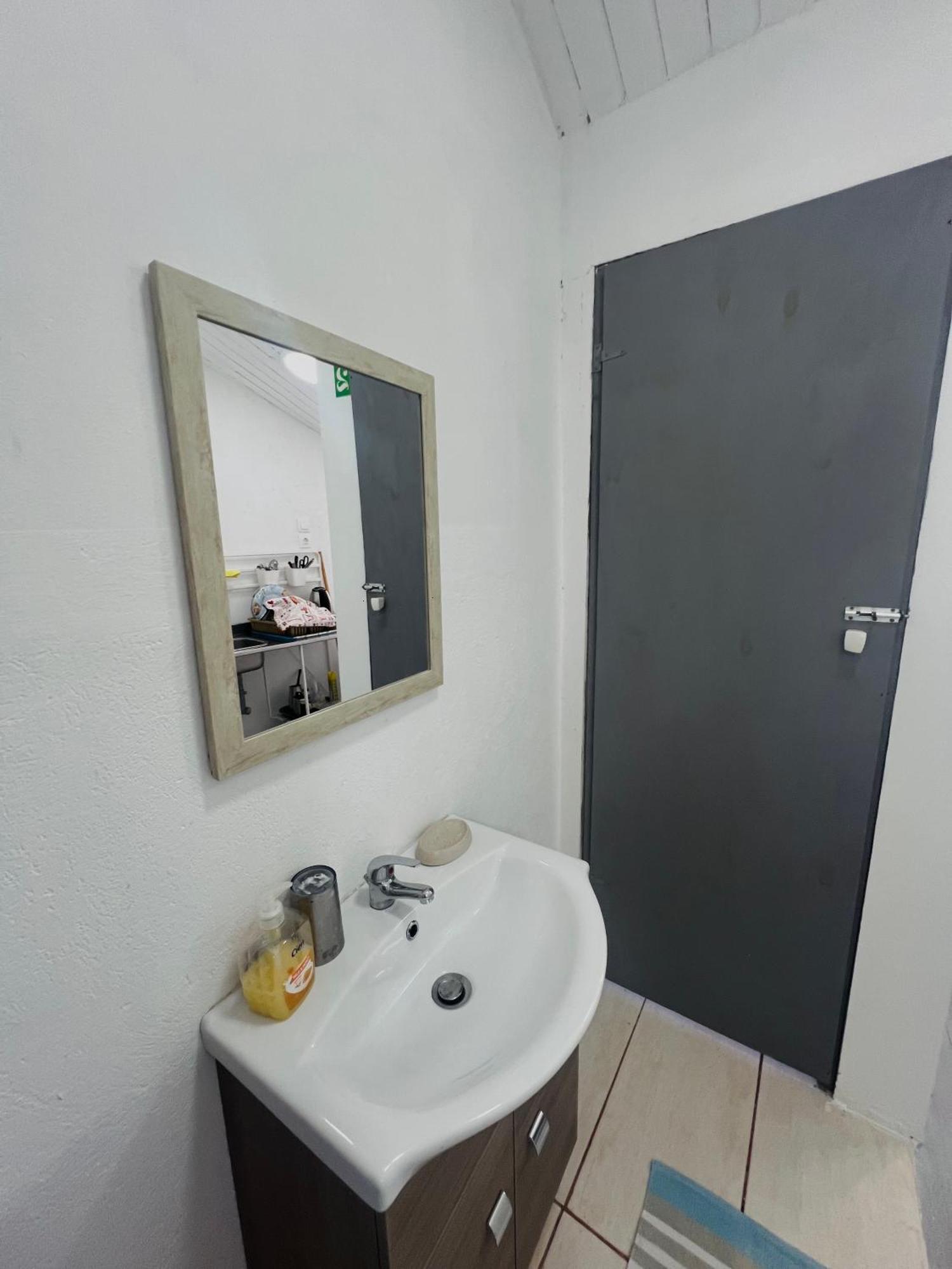 Tolos Budget Rooms Loggos Longos  Phòng bức ảnh