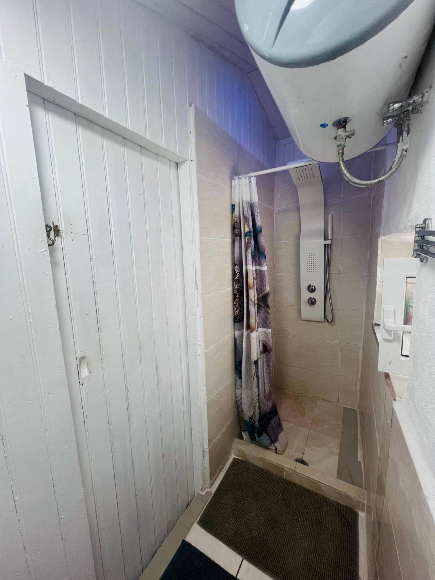 Tolos Budget Rooms Loggos Longos  Phòng bức ảnh