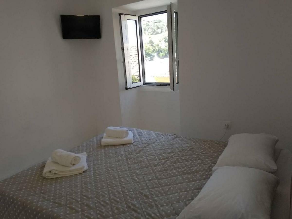 Tolos Budget Rooms Loggos Longos  Ngoại thất bức ảnh